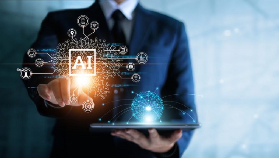Raporti: Inteligjenca Artificiale po kontribuon ne renien e lirise ne internet